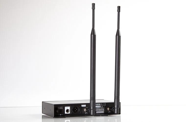 UX1200BGT Wireless Guitar/Bass System - Image 9