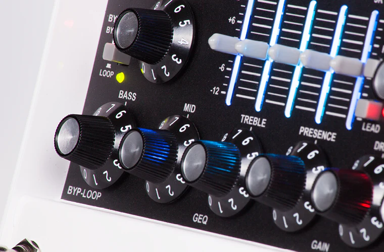 X1 All Tube Preamp Pedal with 12Ax7 Tubes - Image 6